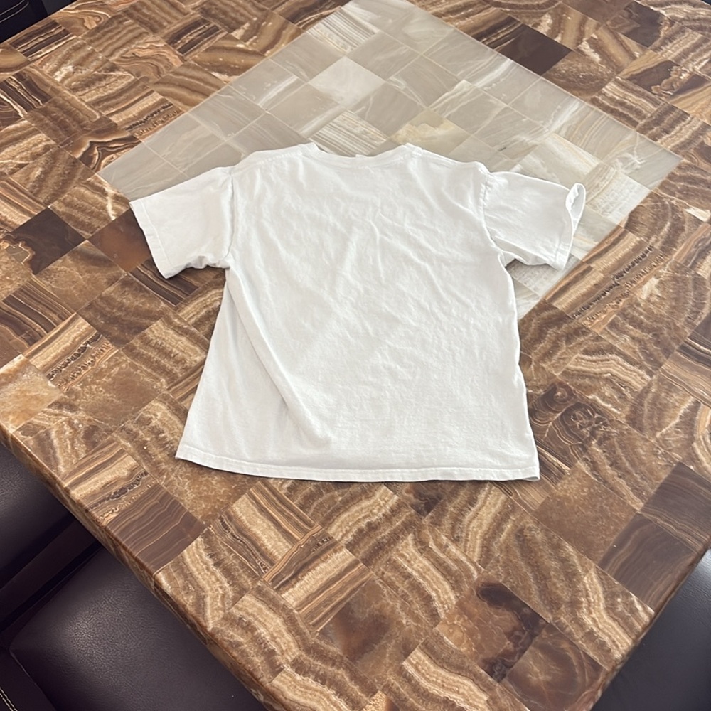 Graphic tee - Picture 2 of 2